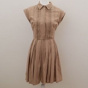 a loves a Khaki dress